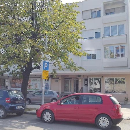 Apartmani Bonaca U Centru Niksica Ngoại thất bức ảnh