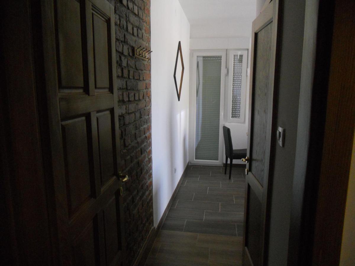 Apartmani Bonaca U Centru Niksica Ngoại thất bức ảnh